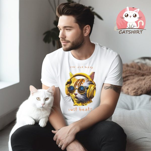 Cat Listens To Music With Headphones Shirt