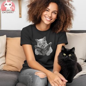 Cat Reading Shirt, Animal Lover Shirt, Gifts For Him, Cat Gifts, Funny Animal Shirt, Cute Animal shirt, Cool Animal T Shirt