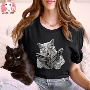 Cat Reading Shirt, Animal Lover Shirt, Gifts For Him, Cat Gifts, Funny Animal Shirt, Cute Animal shirt, Cool Animal T Shirt
