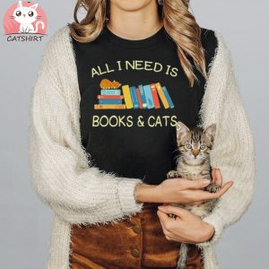 Gift for Book Lover Shirt for Cat Owner Gifts for Cat Lovers Tee for Bookworm T Shirt for Librarian Books and Cats Funny Book Cat Shirt