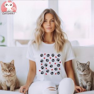 Paw Prints and Hearts Women's Classic T Shirt