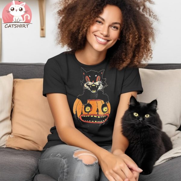 Black Cat On Pumpkin Halloween Horror Nights 2023 Sweatshirt