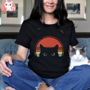 Black Cat Peeking Sunset Vintage Essential T Shirt