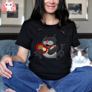 Black Cat eating Ramen Noodles T Shirt