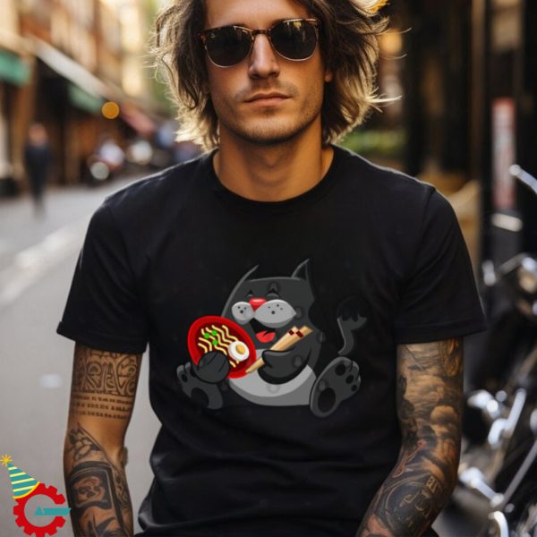 Black Cat eating Ramen Noodles T Shirt