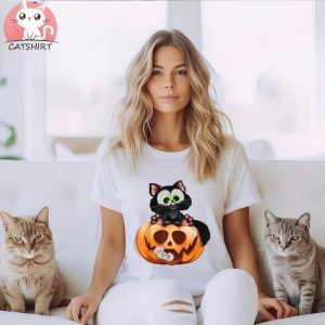 Cat Sitting On The Halloween Pumpkin For Kids Girls Women Shirt