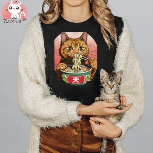 Cute Cat eating Ramen Tee Shirt