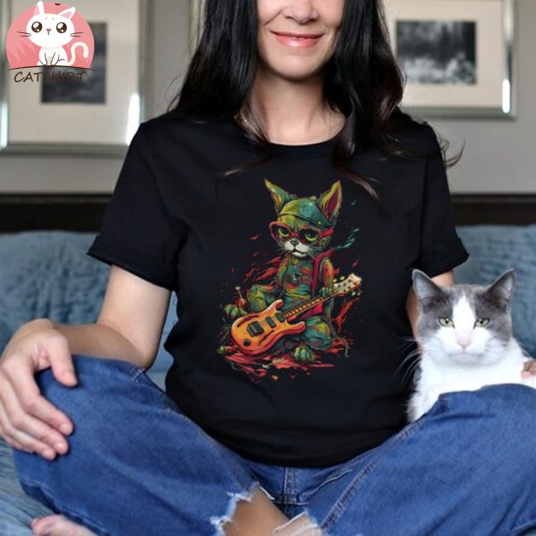 Drunk cat playing the guitar tee shirt