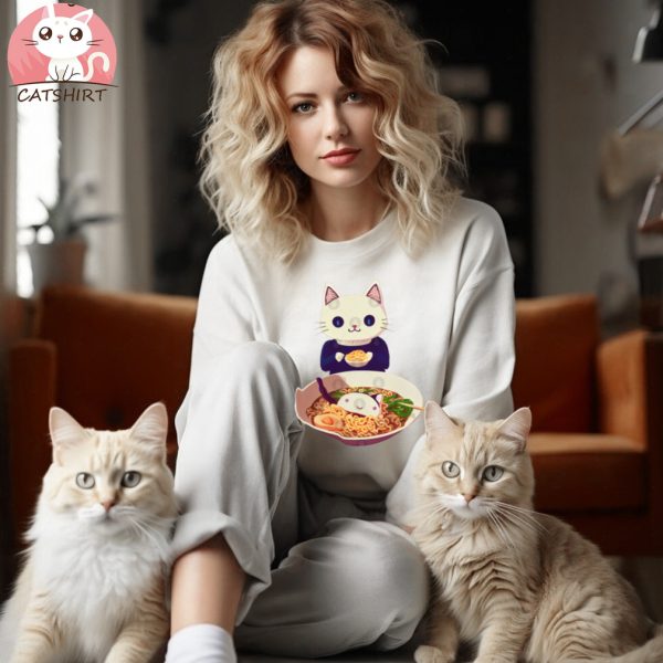 Eating Ramen Noodles with a Cute Cat Kawaii Neko Illustration T Shirt