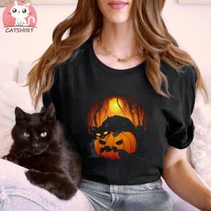 Halloween Spooky Black Cat Mom Pumpkin Graveyard Scary Cat Shirt