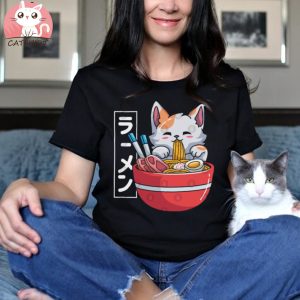 Kawaii Neko Eating Ramen Noodles T Shirt