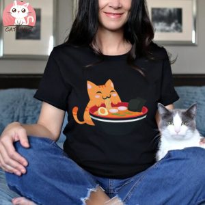 Kawaii Ramen Cat Japanese Anime Gift T Shirt