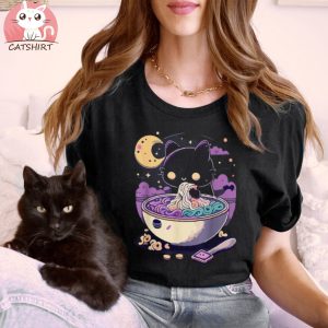 Pastel Goth Aesthetic Kawaii Creepy Cat Eating Ramen Noodles Shirt