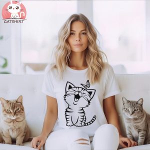 Smiling Cat Shirt for Animal Lovers Cat Lover Shirt Women Cat Lover Funny Cat Shirt