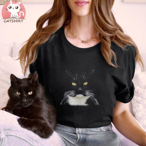 Tuxedo Black & White Kitty Cat Golden Eyes Classic T Shirt