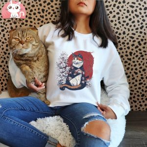 Cat wearing kimono T Shirt