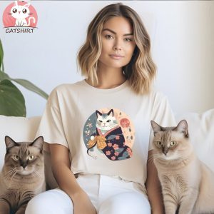 Japanese Cat in a Kimono T Shirt