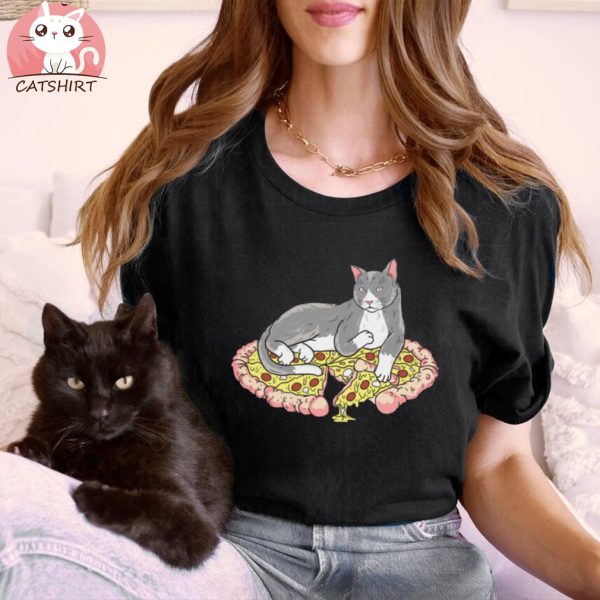 Seductive Pizza Cat Seduces T Shirt