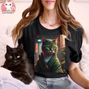 The Kitty with the Green Eyes T Shirt