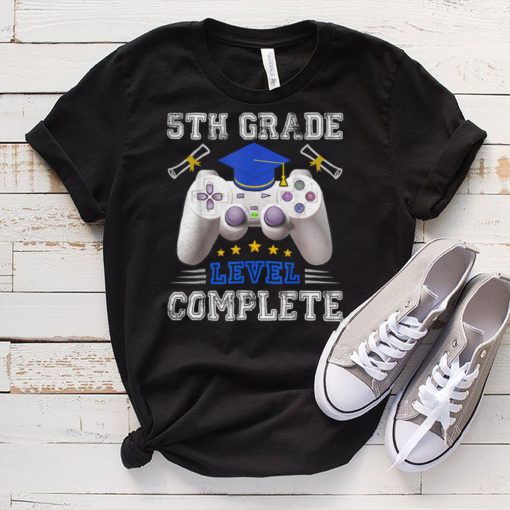 5th Grade Level Complete Gamer Class Of 2022 Graduation T Shirt tee