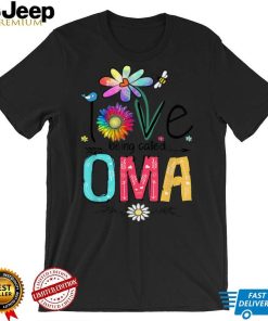 I Love Being Called Oma Daisy Flower Cute Mother’s Day T Shirt tee