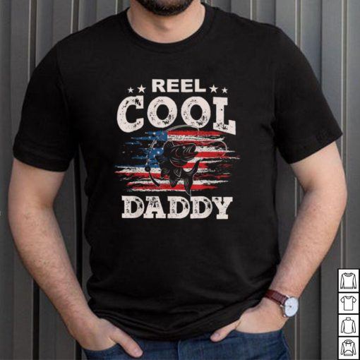 Mens Gift For Fathers Day Tee   Fishing Reel Cool Daddy T Shirt, sweater