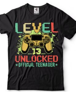 Kids 13 Year Old Level Unlocked Gaming Vintage Birthday T Shirt