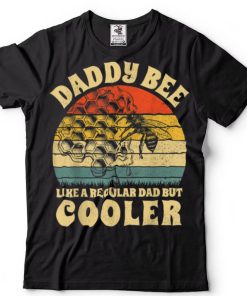 Mens Vintage Daddy Bee Like A Regular Dad Bees Fathers Day T Shirt
