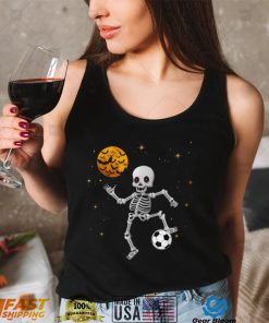 Funny Skeleton Soccer Halloween Boys Girls Kids Men T Shirt