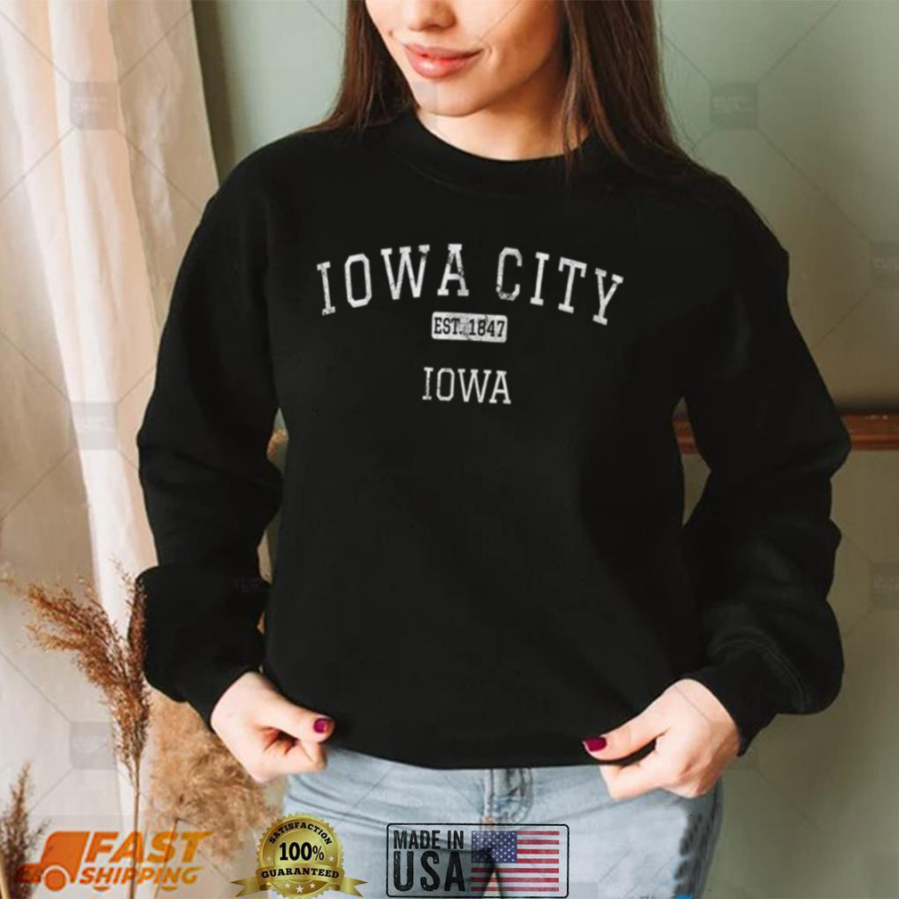 Iowa City Iowa IA Vintage T Shirt Iowa City Iowa IA Vintage T Shirt
