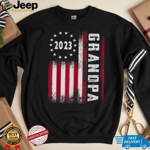 Patriotic Mens Promoted To Grandpa Est 2023 First Time Gift T Shirt