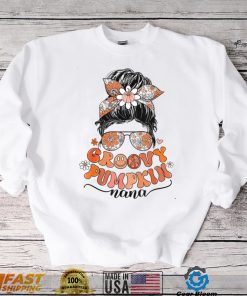 Retro Groovy Pumpkin Nana Messy Bun Women Mother's Day Gifts T Shirt