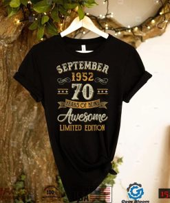 70 Years Old Gifts Vintage September 1952 70th Birthday T Shirt