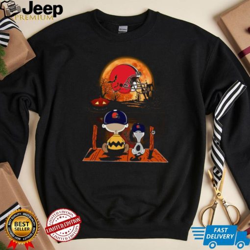 Charlie Brown And Snoopy Watching Cleveland Browns Halloween Cleveland Browns T Shirt