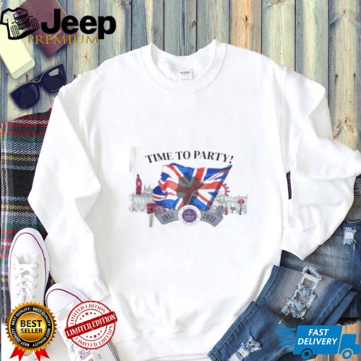 Platinum Queen’s Jubilee Union Jack Queen Elizabeth II Celebration Gifts T Shirt