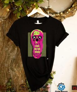 Skull love on the Brain neon shirt
