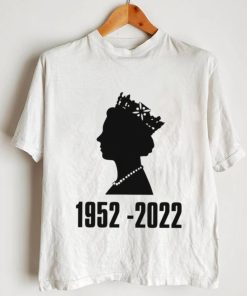 Queen Of England Elizabeth II 1952 – 2022 shirt