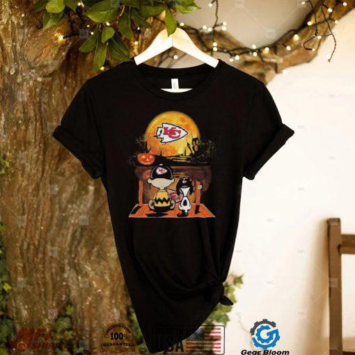 Charlie Brown and Snoopy Kansas City Chief football Halloween Chief T Shirt