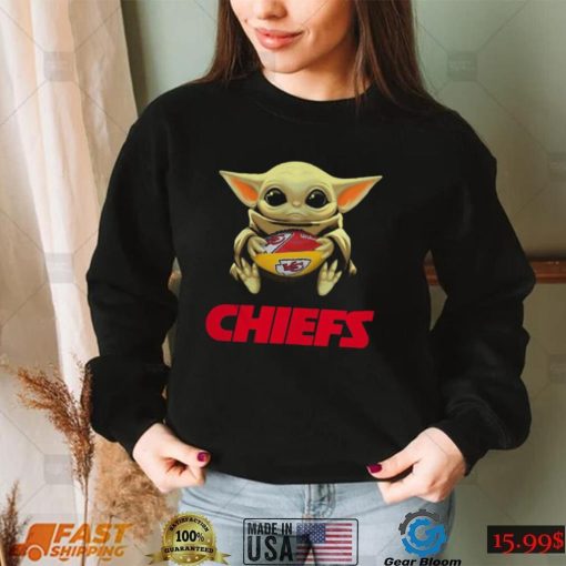 Funny Mery Christmas Baby Yoda hug Kansas City Chiefs T Shirt