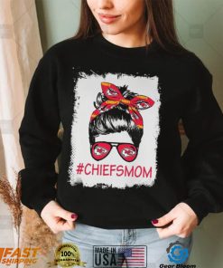 Messy Bun #chiefsmom Kansas City Chiefs T Shirt