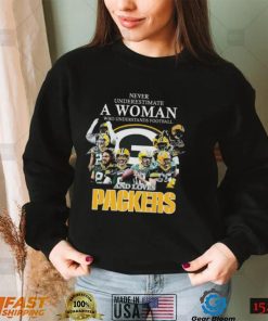 Official never underestimate a woman who understands football and loves Packers signatures 2022 shirt