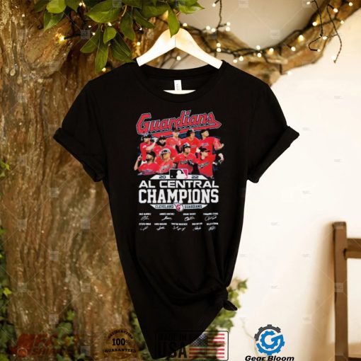 Cleveland Guardians Baseball Team 2022 AL Central Champions Signatures Shirt