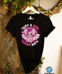 Just a girl who loves bats Halloween cute shirt