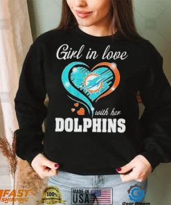 Girl In Love Heart Dolphins Shirt