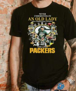 Never Underestimate An Old Lady Who Understands Football And Loves Green Bay Packers Signatures Shirt