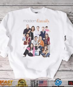 New Design Modern Family All Cast shirt