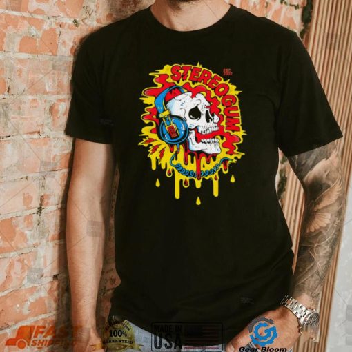 Skull with headphones art shirt