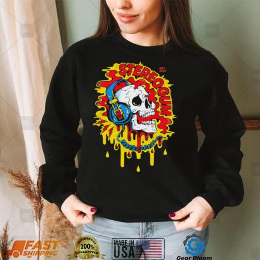 Skull with headphones art shirt