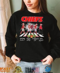 The Chiefs Patrick Mahomes Travis Kelce Clyde Edwards Helaire And Andy Reid Abbey Road Signatures Christmas Shirt