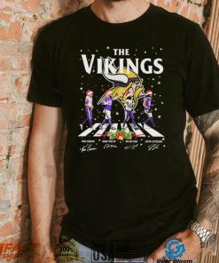 The Vikings NFL Team 2022 Abbey Road Merry Christmas Signature Shirt